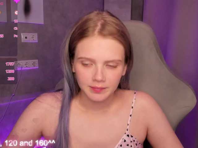 Alisa-Allison live webcam show