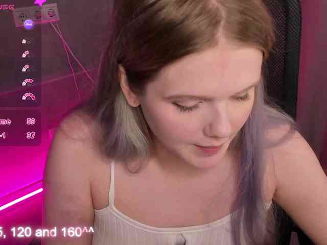 Alisa-Allison webcam