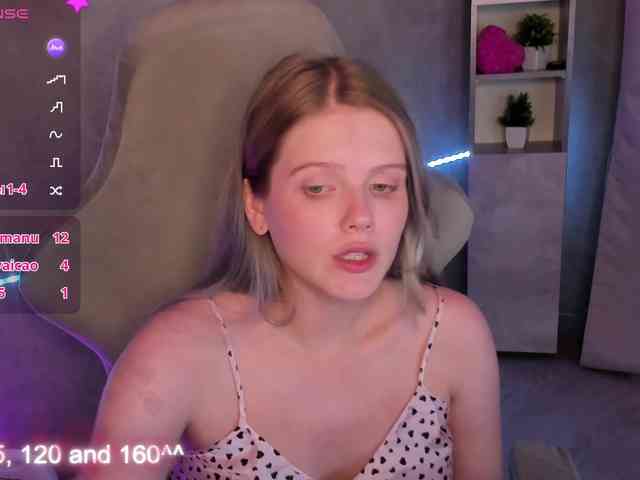 Alisa-Allison webcam