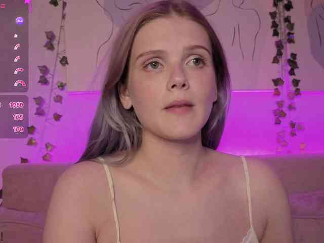 Alisa-Allison Sex Cam Show