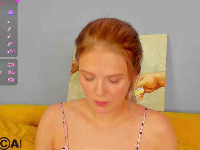 Alisa-Allison webcam