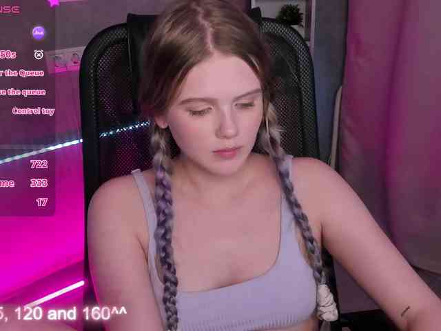 Alisa-Allison webcam