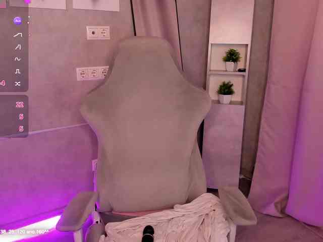 Alisa-Allison Live Webcam on BongaCams