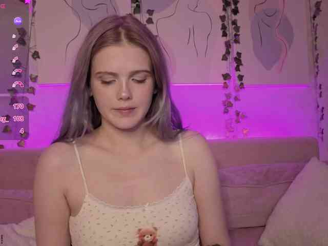 Alisa-Allison Sex Cam Show