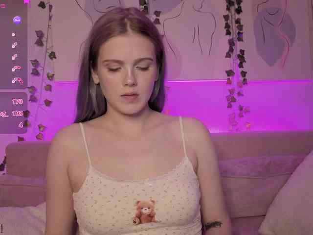 Alisa-Allison Sex Cam Show