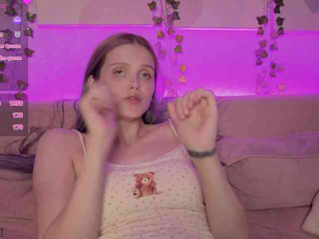 Alisa-Allison Sex Cam Show