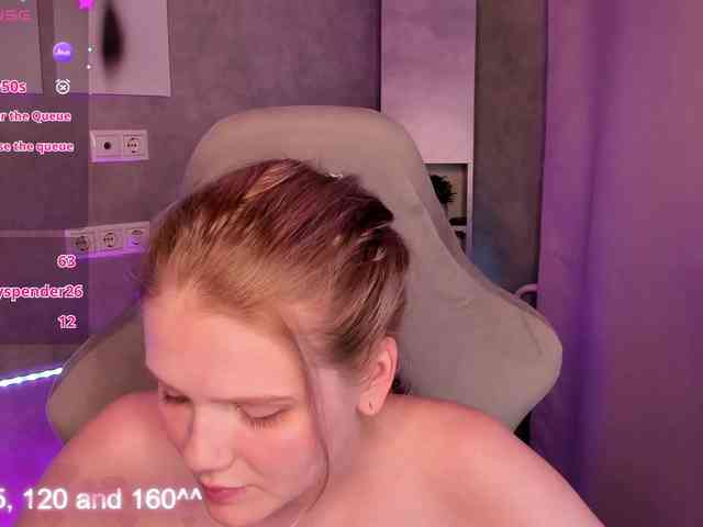 Alisa-Allison webcam
