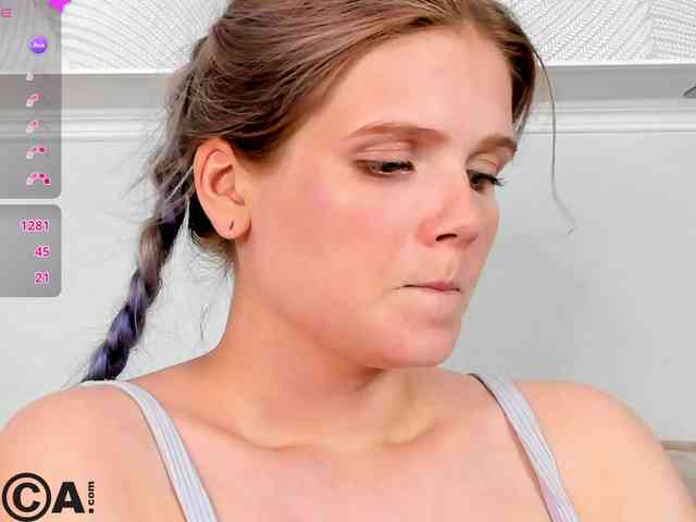 Alisa-Allison webcam