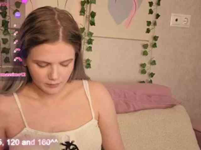 Alisa-Allison webcam