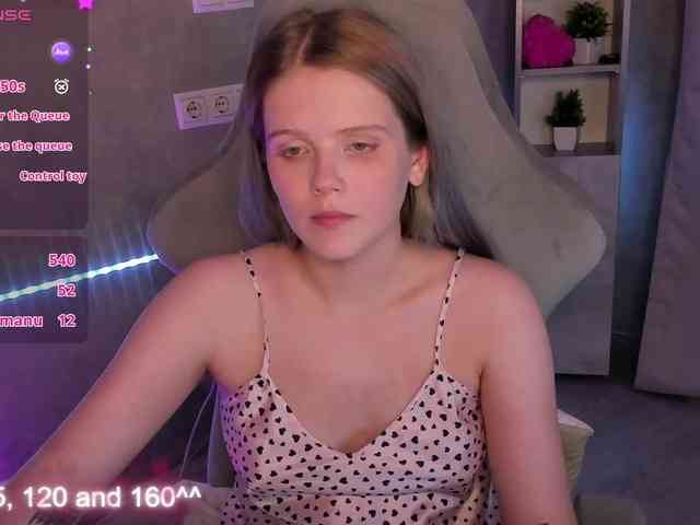Alisa-Allison webcam
