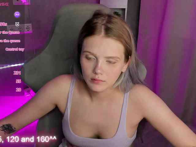 Alisa-Allison webcam