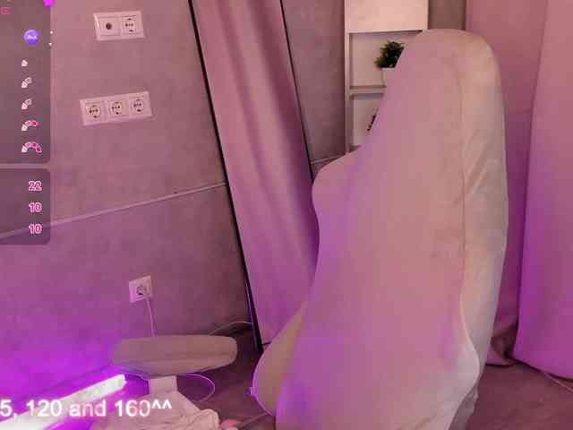 Alisa-Allison Live Webcam on BongaCams
