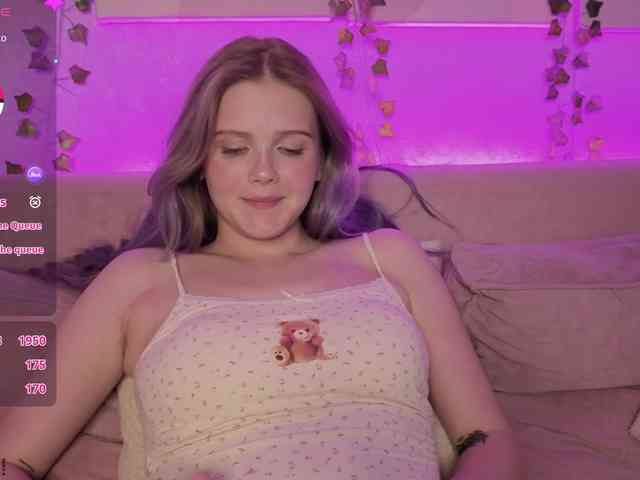 Alisa-Allison Sex Cam Show