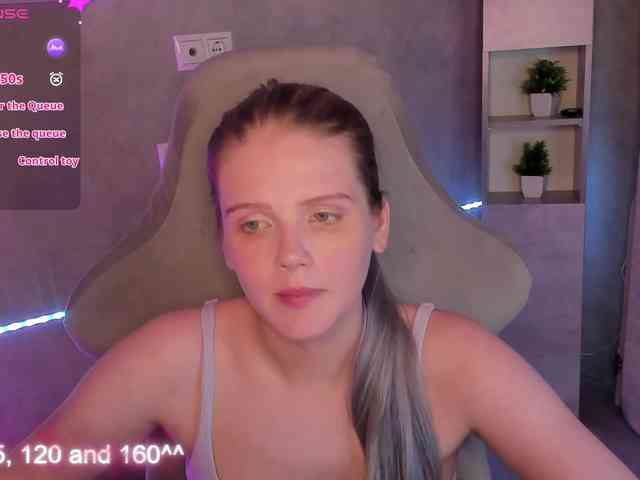 Alisa-Allison webcam