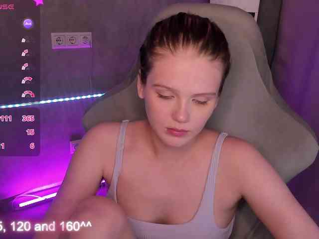 Alisa-Allison Live Webcam on BongaCams