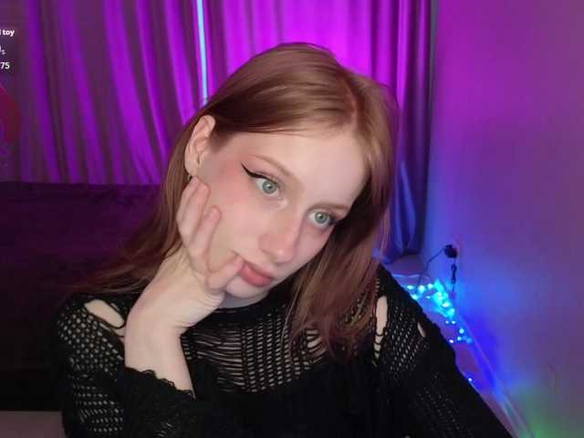 cyyberwhore live cam on BongaCams