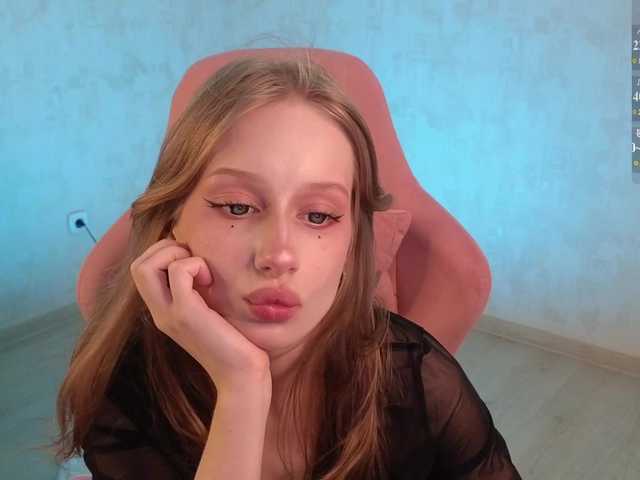 cyyberwhore live cam on BongaCams