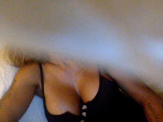 juicylala live cam on BongaCams