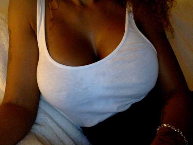 juicylala live cam on BongaCams