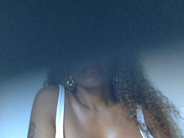 juicylayla