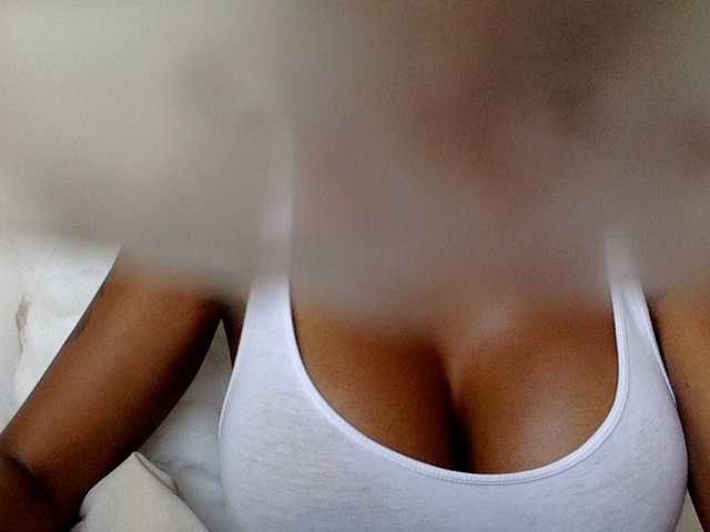 juicylala live cam on BongaCams