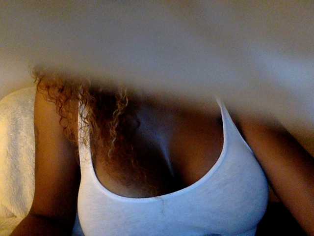 juicylala live cam on BongaCams