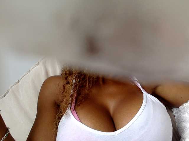 juicylala live webcam show