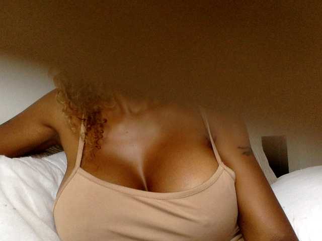 juicylala live cam on BongaCams