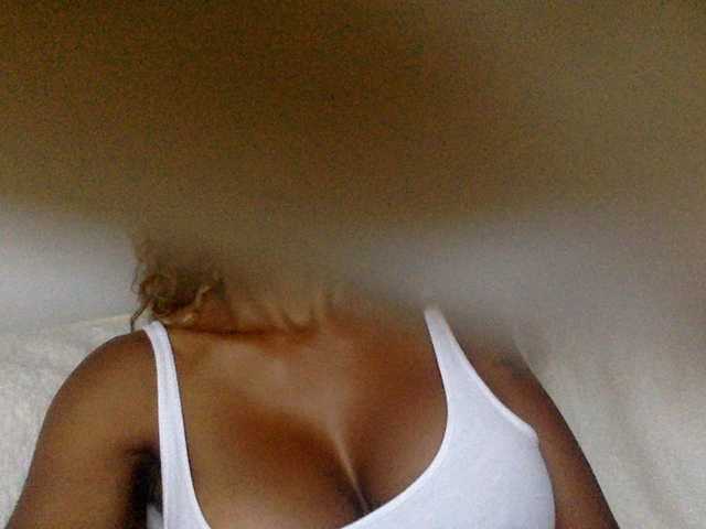 juicylala live cam on BongaCams