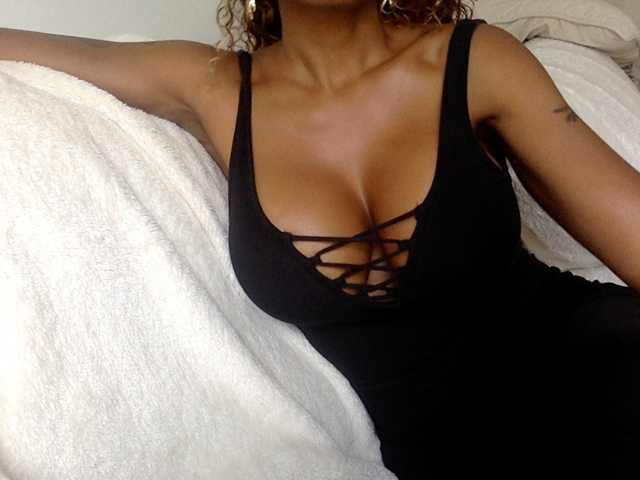 juicylala live cam on BongaCams