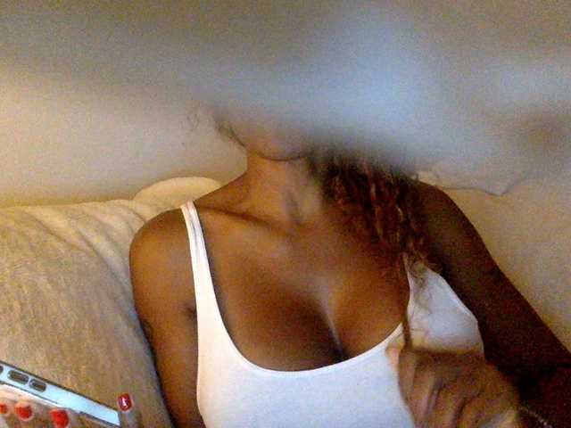 juicylala live cam on BongaCams