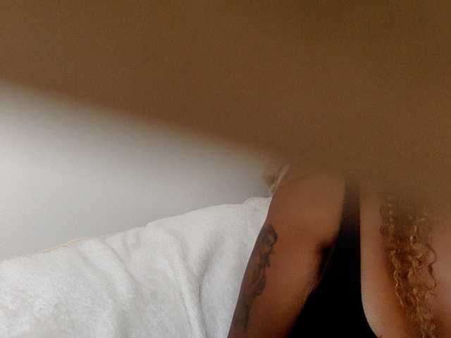 juicylala live cam on BongaCams