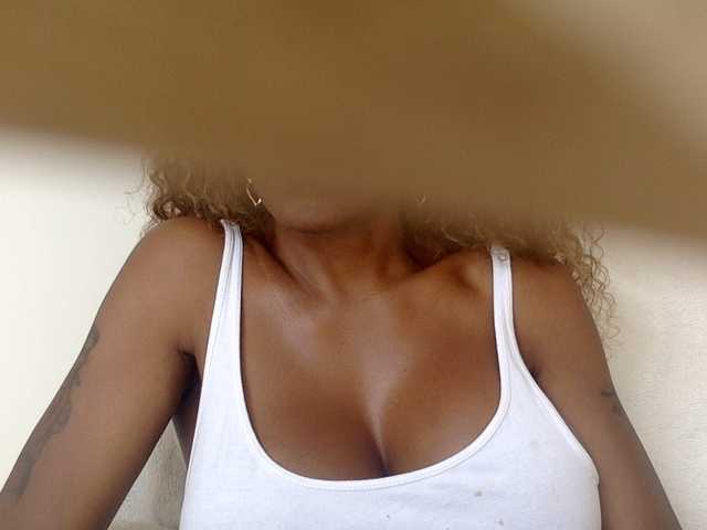 juicylayla