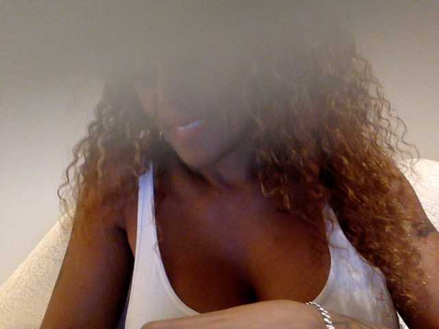 juicylayla