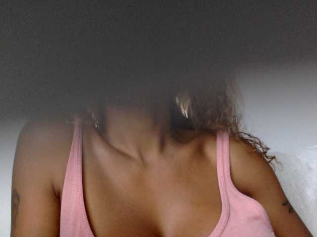juicylala live cam on BongaCams