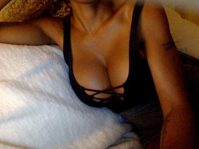 juicylala live cam on BongaCams