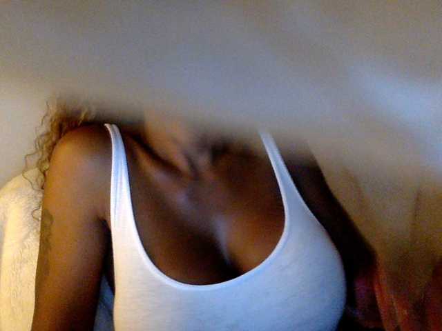 juicylala live cam on BongaCams