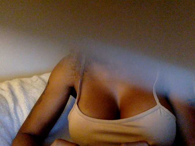 juicylala live cam on BongaCams