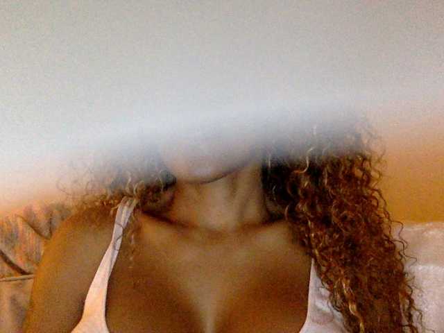 juicylala live cam on BongaCams