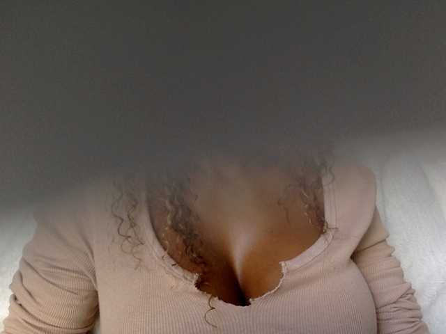 juicylayla live cam preview