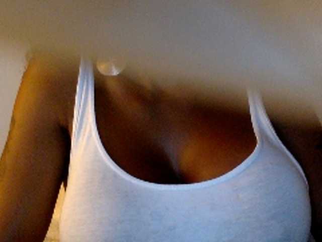 juicylala live cam on BongaCams