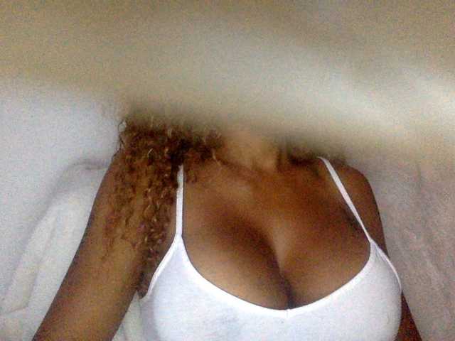 juicylayla live webcam show
