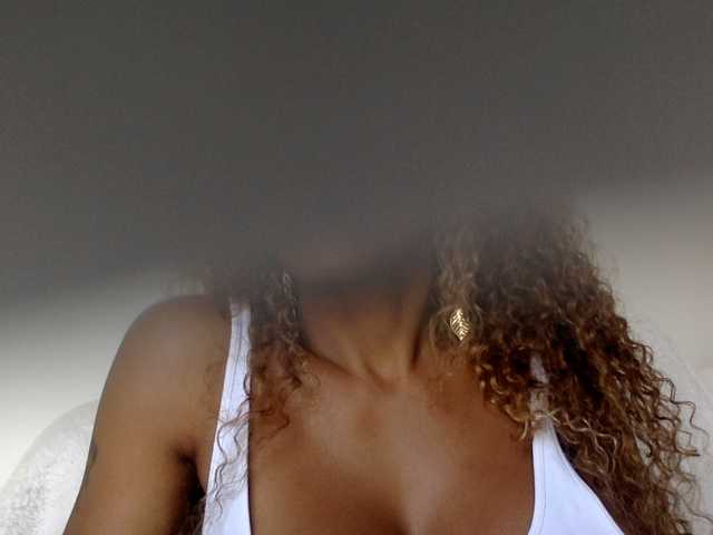 juicylayla