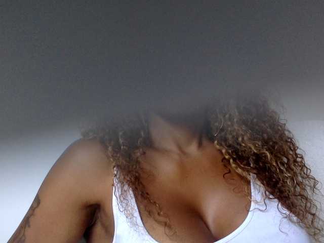 juicylayla