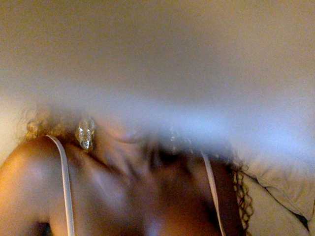 juicylala live cam on BongaCams