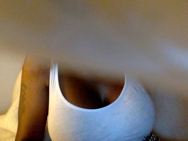 juicylala live cam on BongaCams