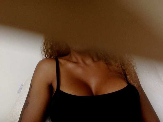 juicylayla
