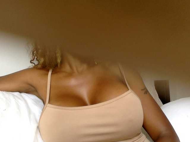 juicylala live cam on BongaCams