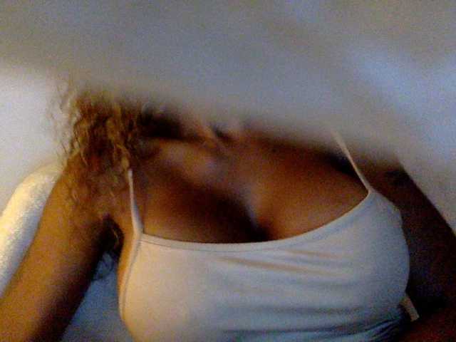 juicylala live cam on BongaCams