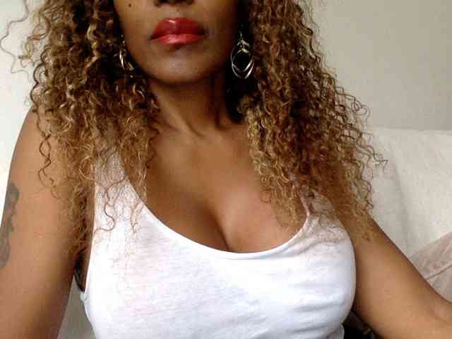 juicylayla